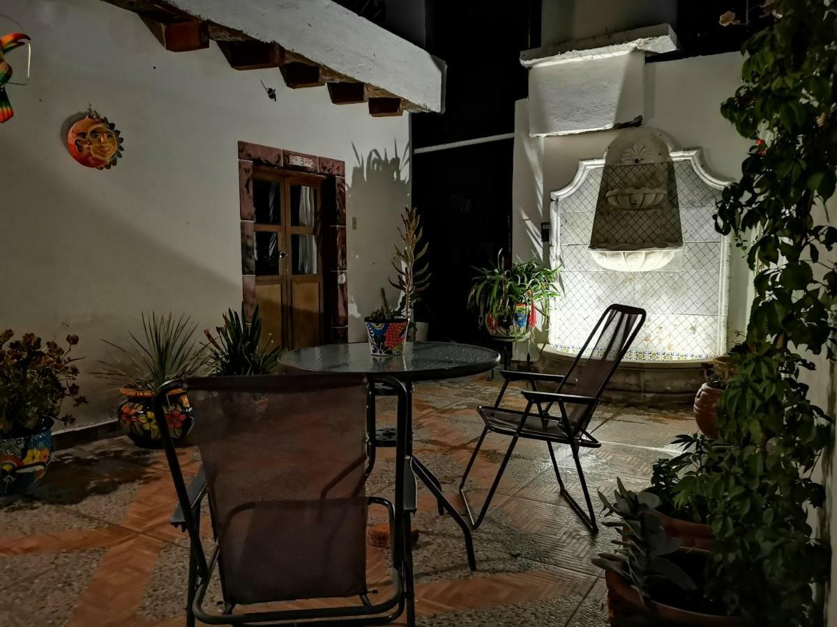 La Casa Del Abuelo Pansiyon San Miguel de Allende Dış mekan fotoğraf